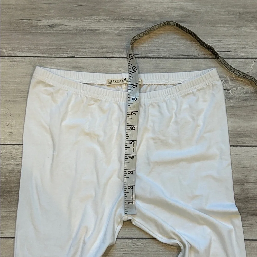 Peruvian Connection white base layer leggings size small